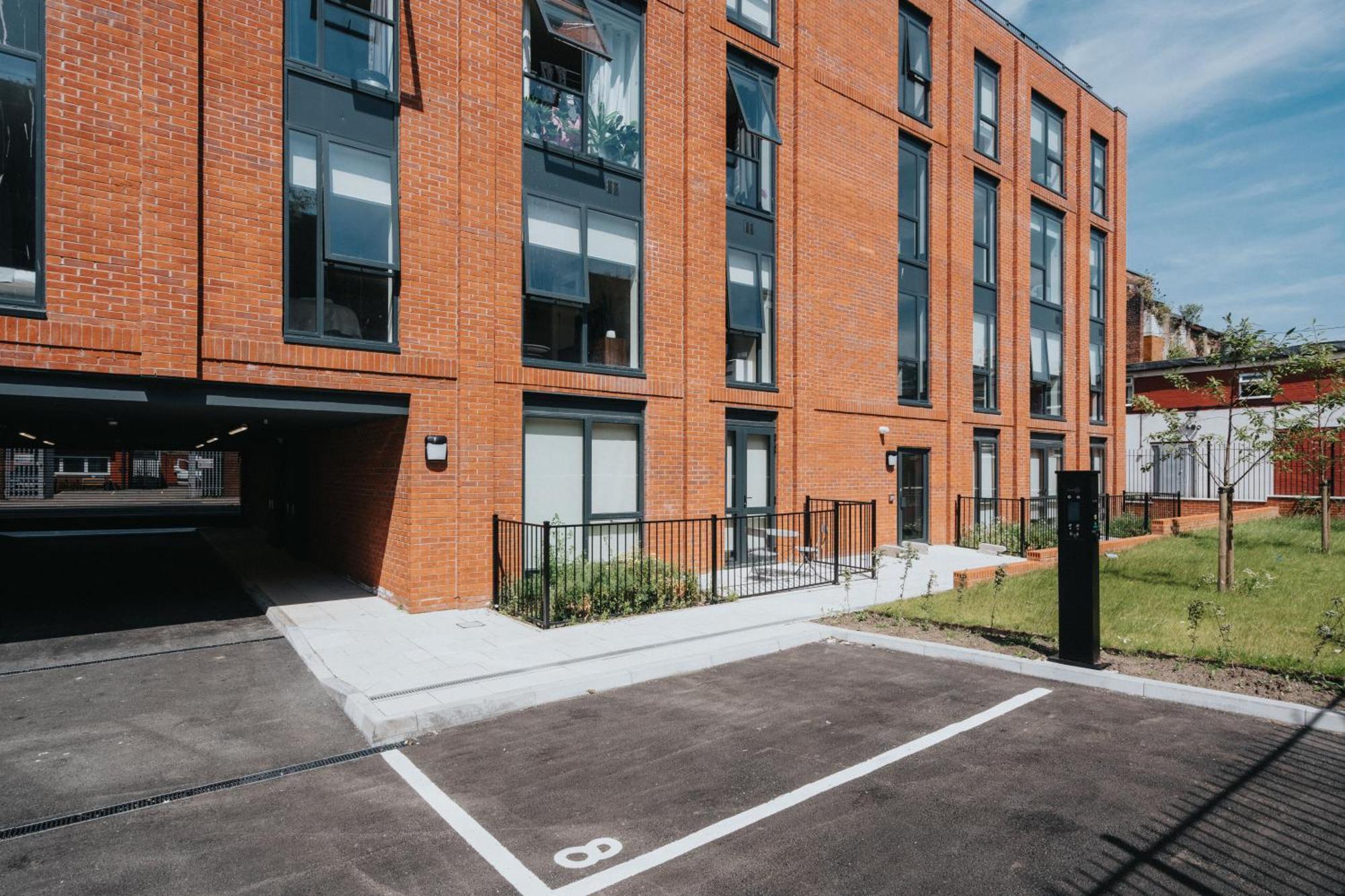 With Parking & Ev Apartment